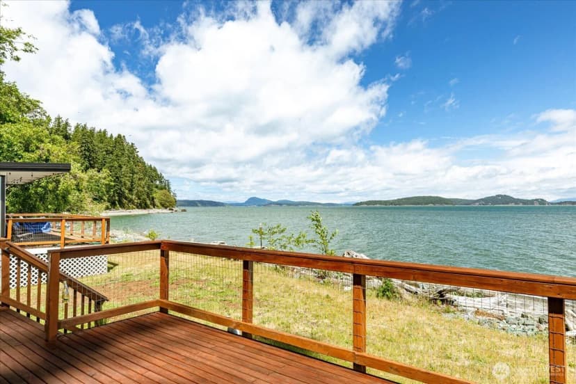 Property photo for 3130 Green Road, Oak Harbor photo 6