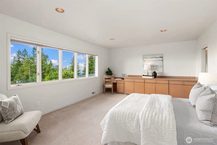 Property photo for 5414 154th Avenue Se, Bellevue photo 29