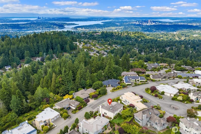 Property photo for 5414 154th Avenue Se, Bellevue photo 37