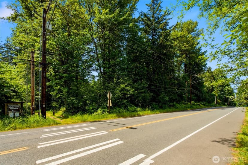 Property photo for 21 Xxx Ne 133rd Street, Woodinville photo 20