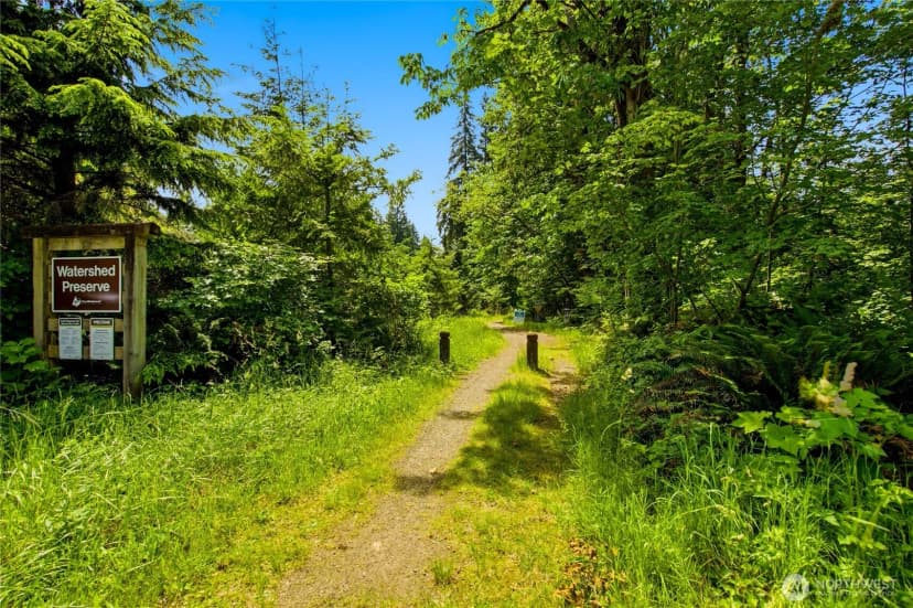 Property photo for 21 Xxx Ne 133rd Street, Woodinville photo 21