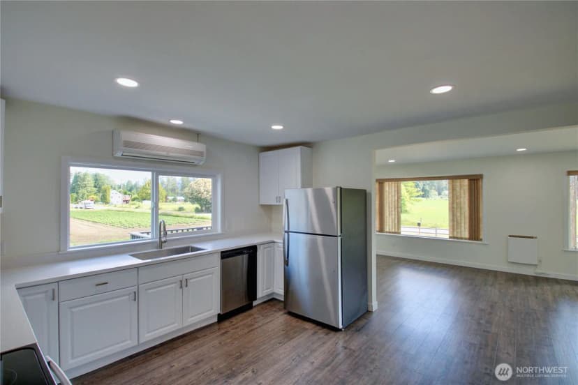 Property photo for 11132 Sterling Road, Sedro Woolley photo 8