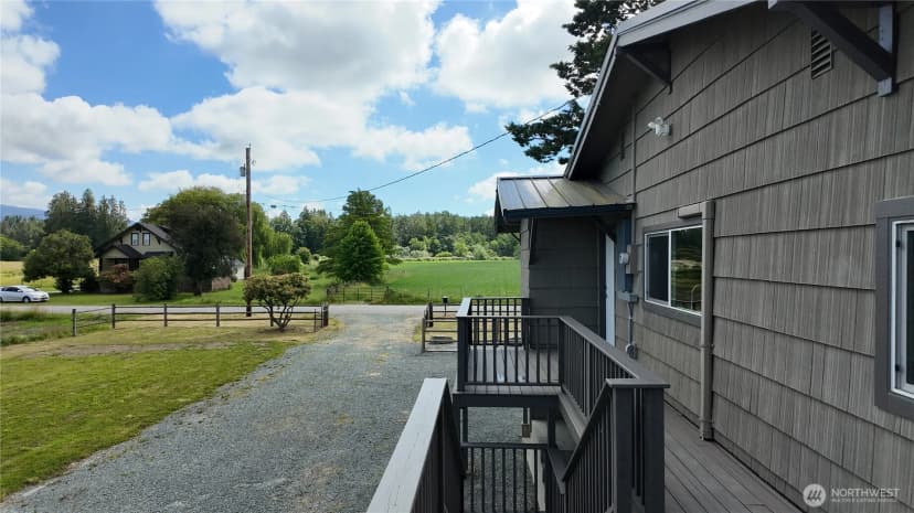 Property photo for 11132 Sterling Road, Sedro Woolley photo 28