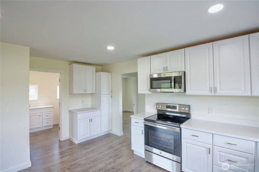 Property photo for 11132 Sterling Road, Sedro Woolley photo 5