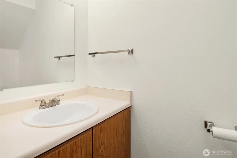 Property photo for 708 6th Avenue S #e101, Kent photo 20