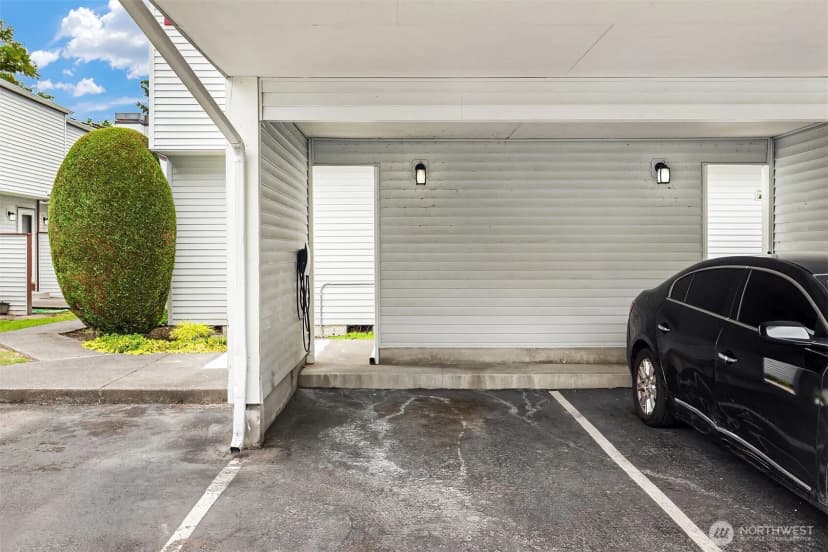 Property photo for 708 6th Avenue S #e101, Kent photo 28