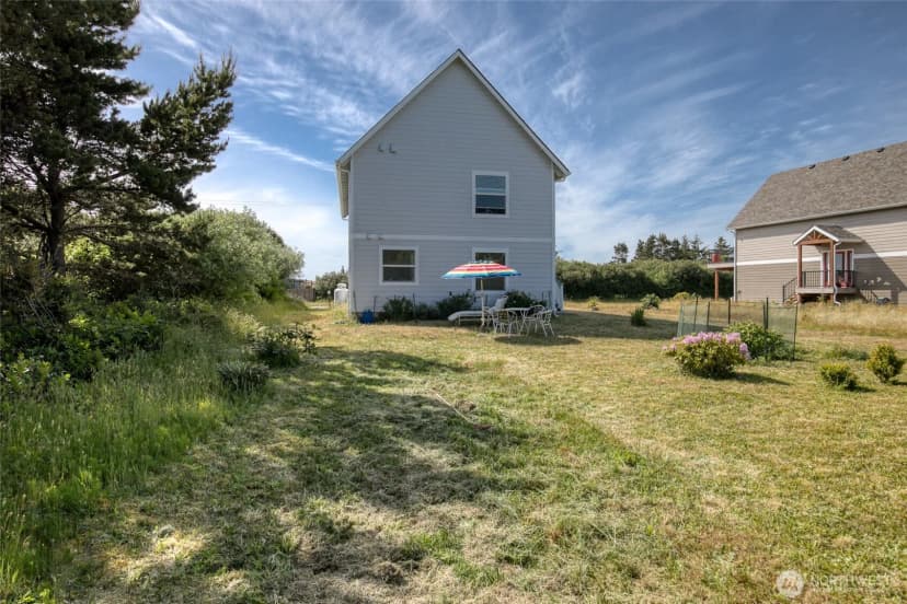 Property photo for 622 Ocean Shores Boulevard Sw, Ocean Shores photo 39