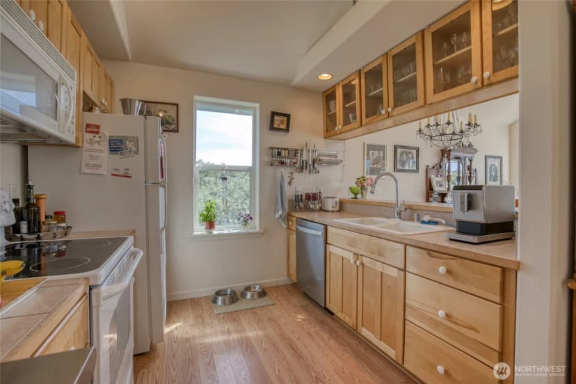 Property photo for 622 Ocean Shores Boulevard Sw, Ocean Shores photo 16