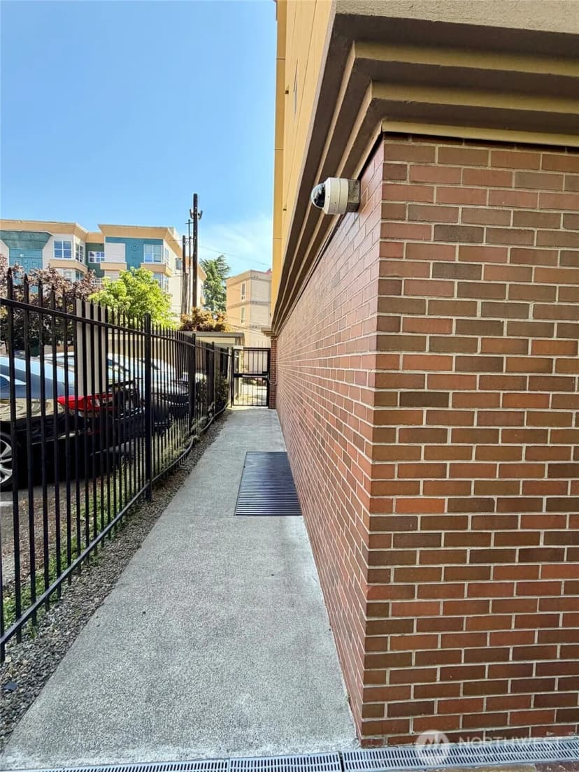 Property photo for 700 E Denny Way #603, Seattle photo 39
