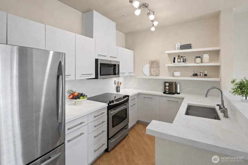 Property photo for 700 E Denny Way #603, Seattle photo 11