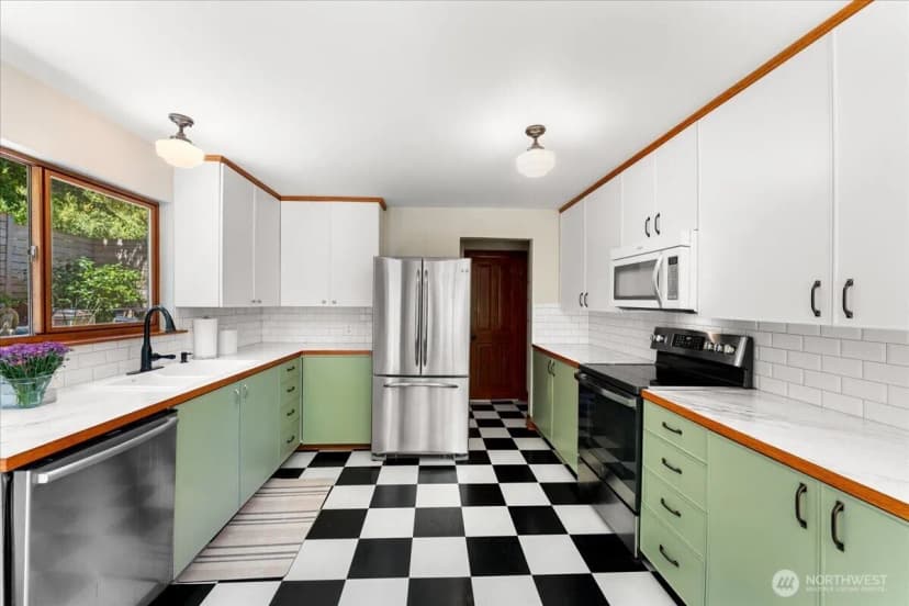 Property photo for 123 31st Avenue, Seattle photo 12