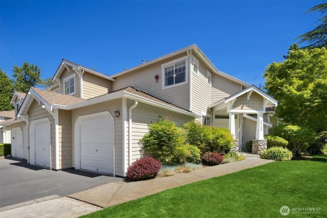 Property photo for 23748 Se 36th Lane, Sammamish photo 3