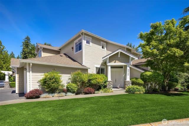Property photo for 23748 Se 36th Lane, Sammamish photo 2