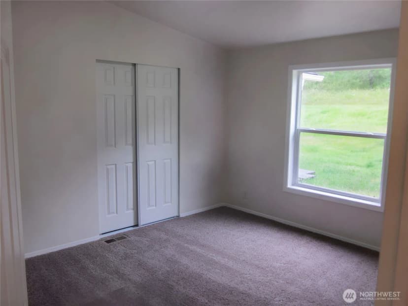 Property photo for 400 Fallert Road, Kalama photo 8
