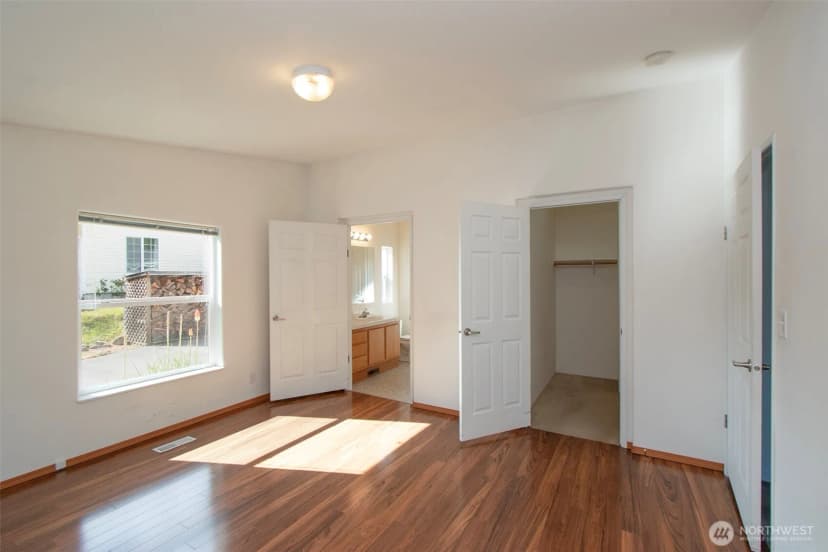 Property photo for 2532 W 16th Street, Port Angeles photo 24
