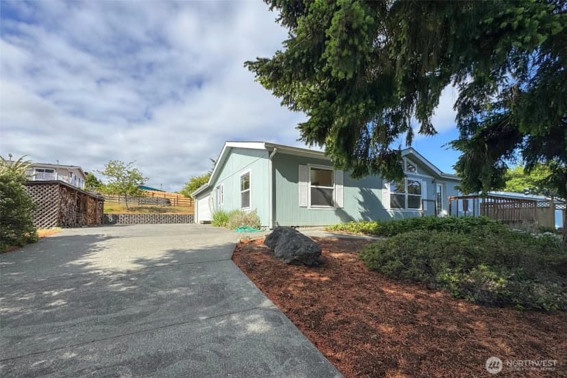 Property photo for 2532 W 16th Street, Port Angeles photo 33