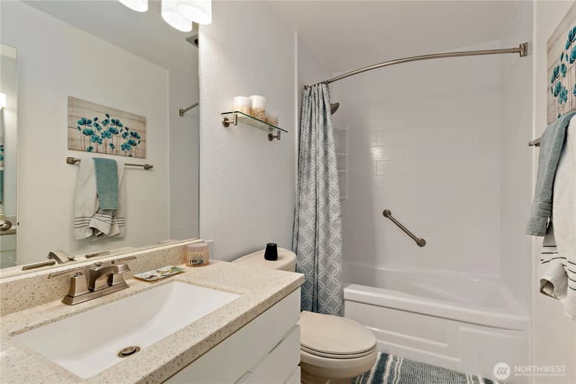 Property photo for 22222 Dock Avenue #2b, Des Moines photo 7