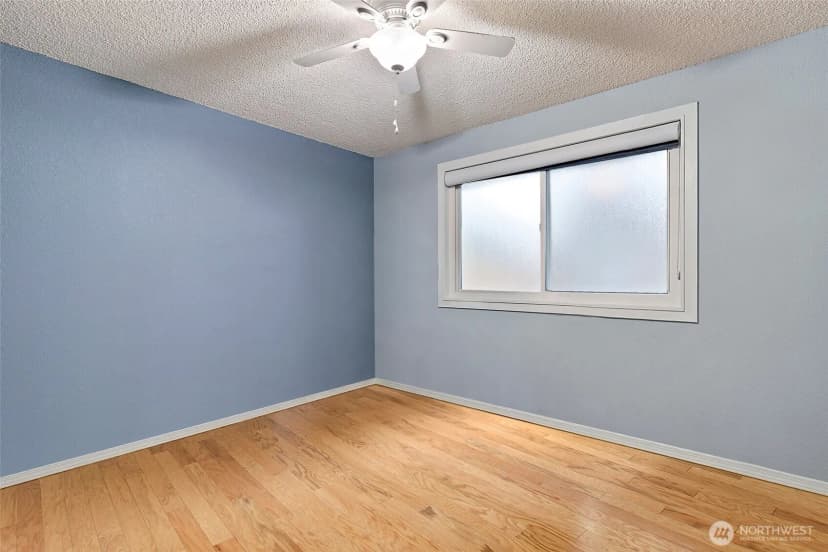 Property photo for 22222 Dock Avenue #2b, Des Moines photo 11