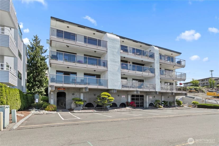 Property photo for 22222 Dock Avenue #2b, Des Moines photo 16