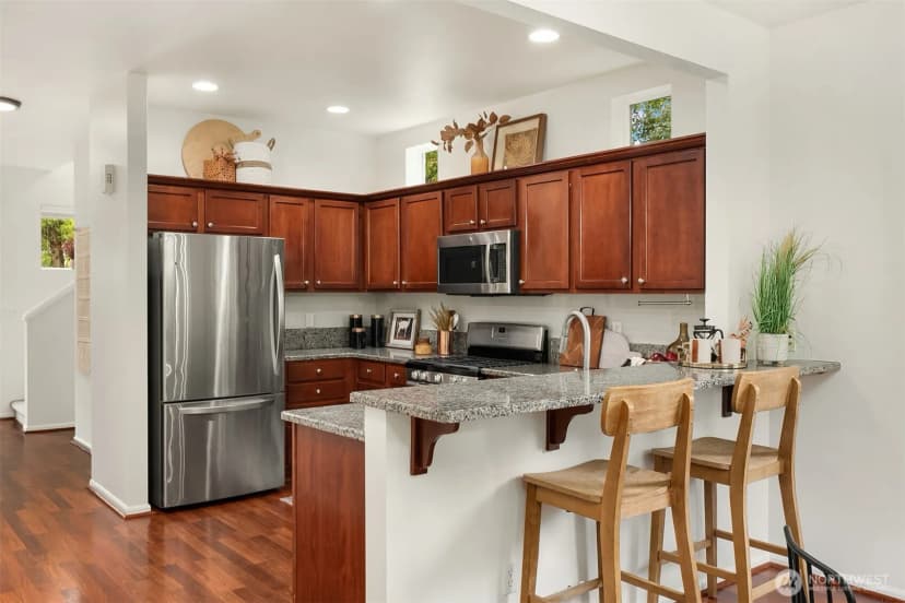 Property photo for 2422 Ne Keystone Court, Issaquah photo 10