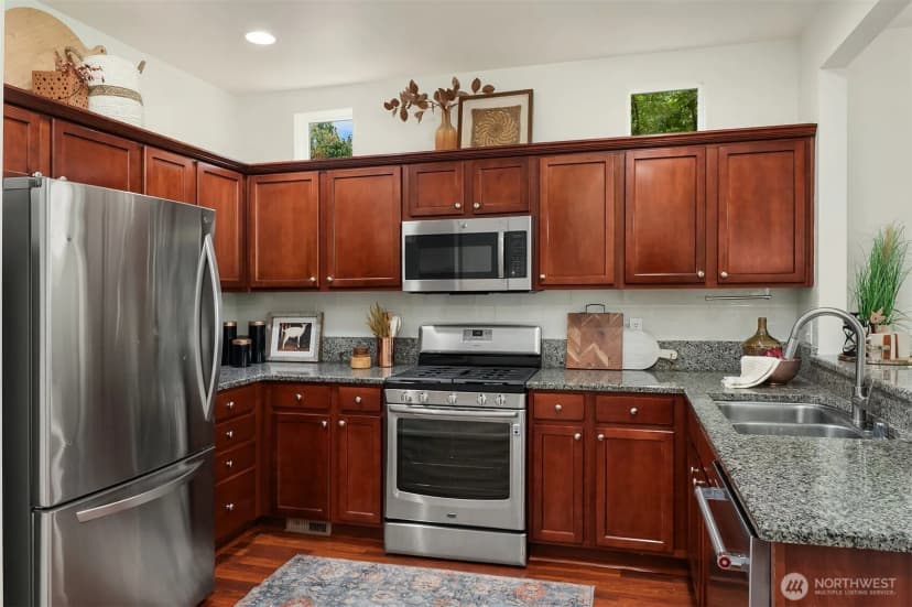 Property photo for 2422 Ne Keystone Court, Issaquah photo 12