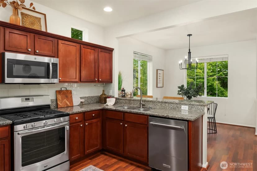 Property photo for 2422 Ne Keystone Court, Issaquah photo 14