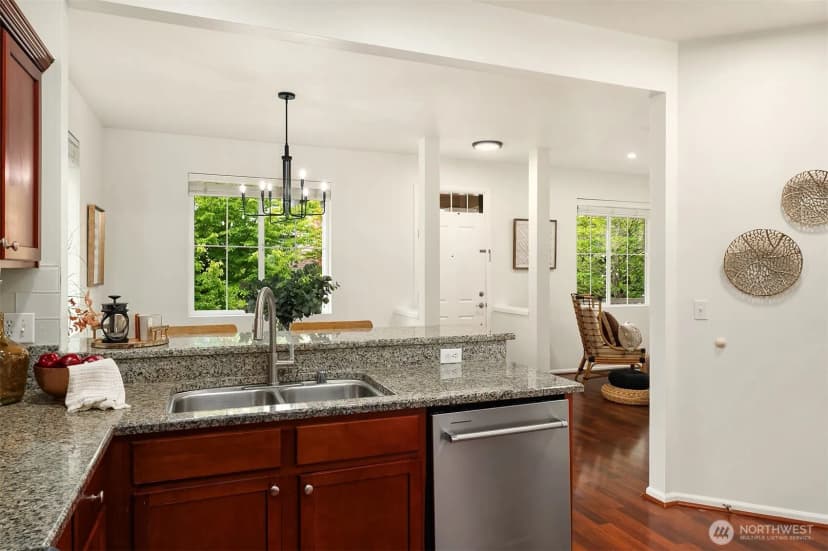 Property photo for 2422 Ne Keystone Court, Issaquah photo 13