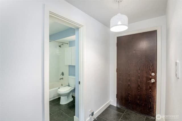 Property photo for 752 Bellevue Avenue E #208, Seattle photo 4