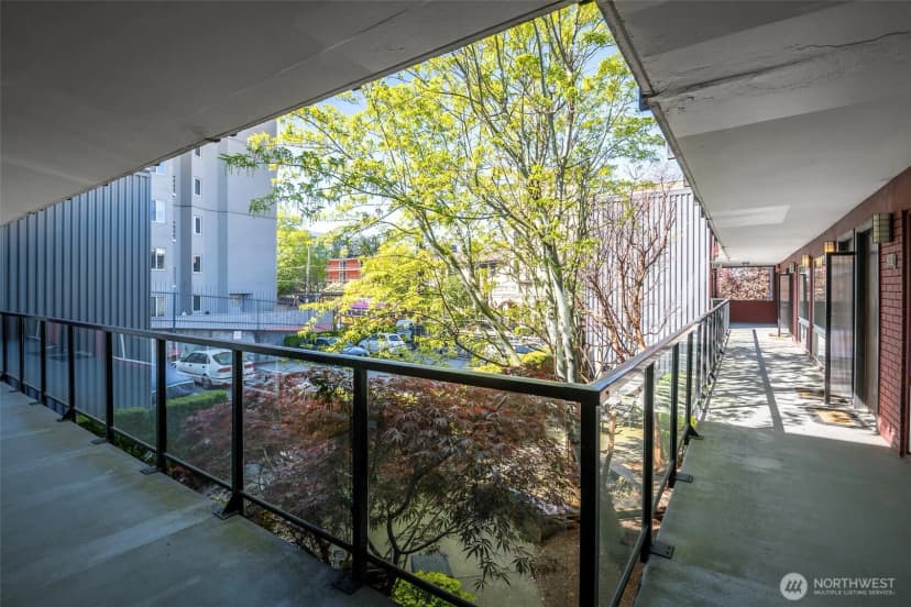 Property photo for 752 Bellevue Avenue E #208, Seattle photo 18