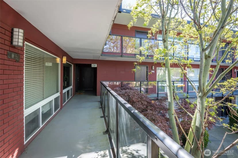 Property photo for 752 Bellevue Avenue E #208, Seattle photo 17