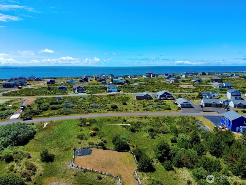 Property photo for 444 S Portal Loop Sw, Ocean Shores photo 11