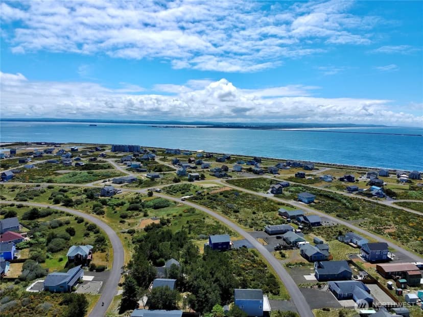 Property photo for 444 S Portal Loop Sw, Ocean Shores photo 18