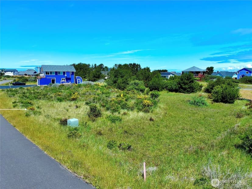 Property photo for 444 S Portal Loop Sw, Ocean Shores photo 3
