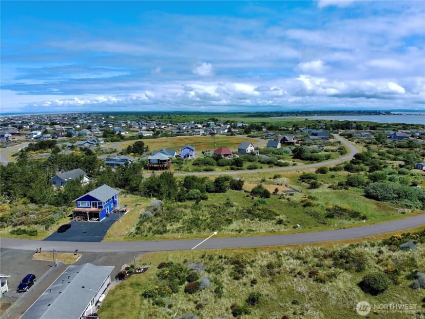 Property photo for 444 S Portal Loop Sw, Ocean Shores photo 14