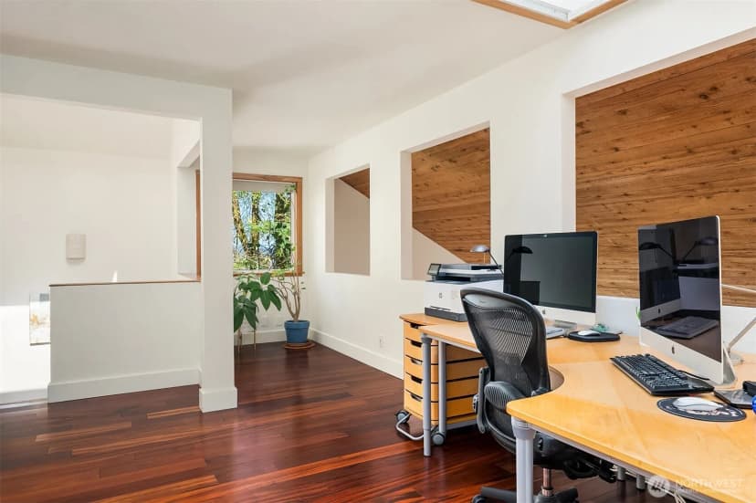 Property photo for 5021 E Mercer Way, Mercer Island photo 21