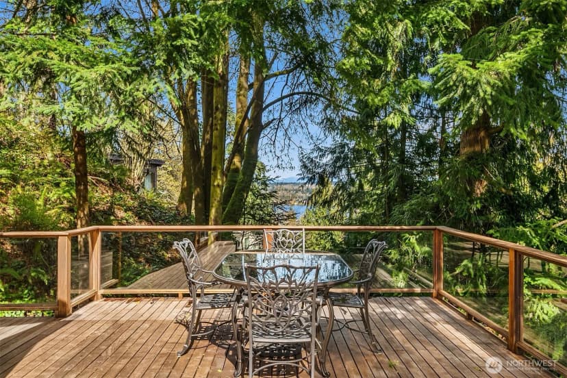 Property photo for 5021 E Mercer Way, Mercer Island photo 34