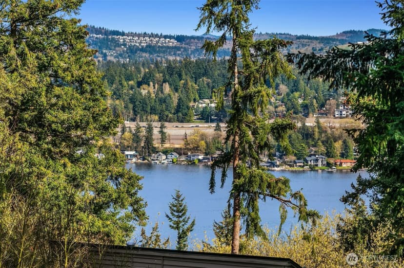 Property photo for 5021 E Mercer Way, Mercer Island photo 36
