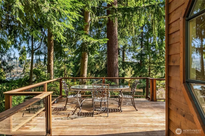 Property photo for 5021 E Mercer Way, Mercer Island photo 35