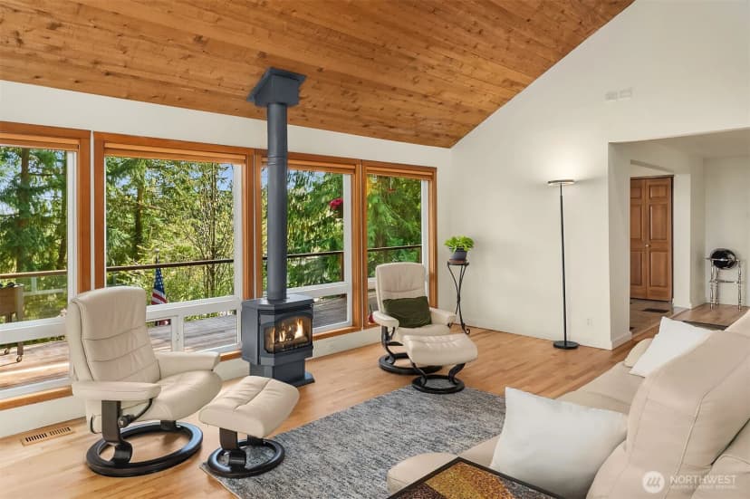 Property photo for 5021 E Mercer Way, Mercer Island photo 18
