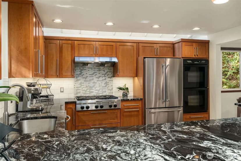 Property photo for 5021 E Mercer Way, Mercer Island photo 9
