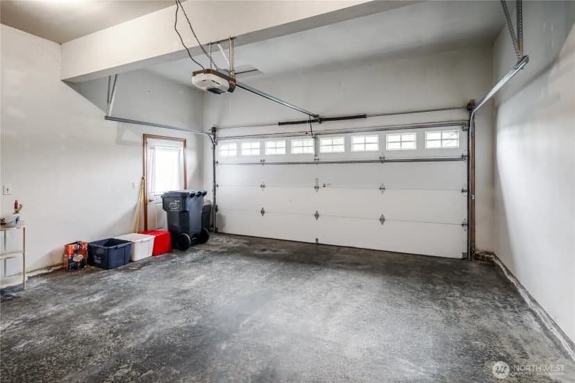 Property photo for 2213 James Circle #b, Lynden photo 27
