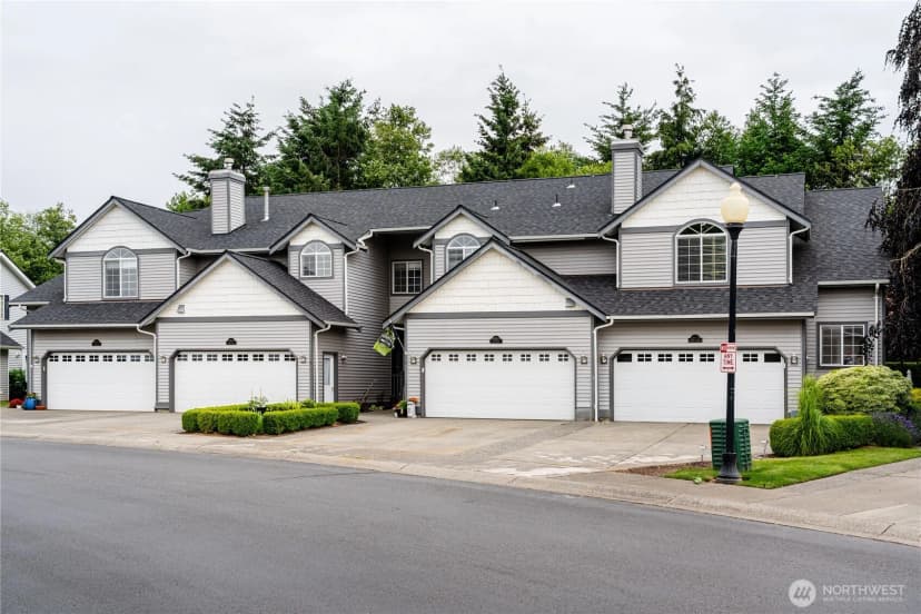 Property photo for 2213 James Circle #b, Lynden