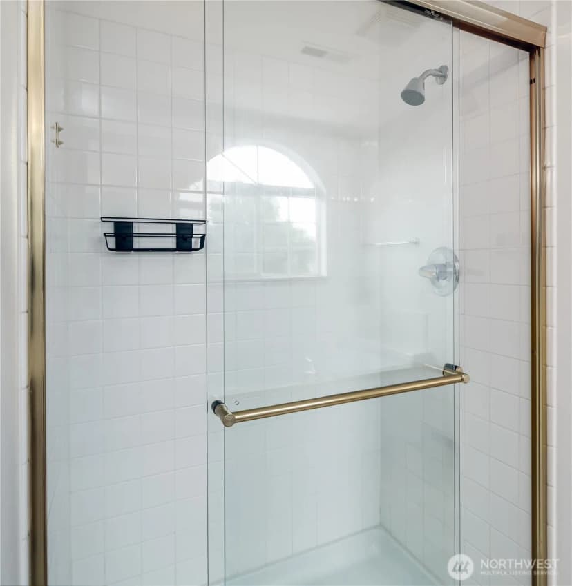 Property photo for 2213 James Circle #b, Lynden photo 25