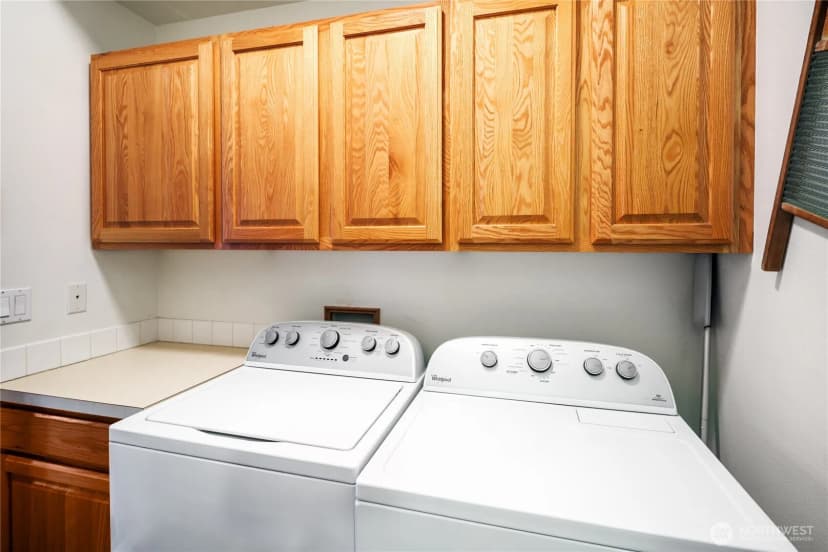 Property photo for 2213 James Circle #b, Lynden photo 13