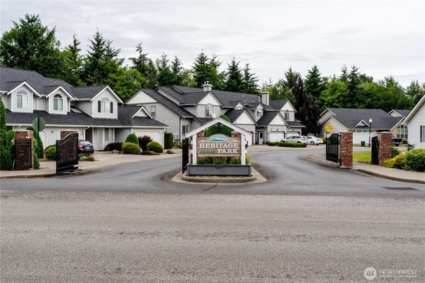 Property photo for 2213 James Circle #b, Lynden photo 32