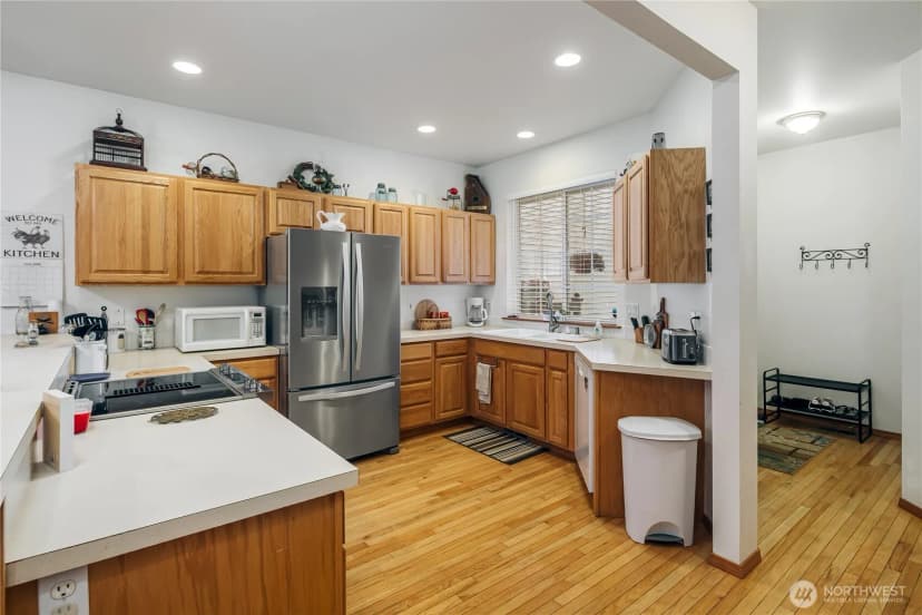 Property photo for 2213 James Circle #b, Lynden photo 4