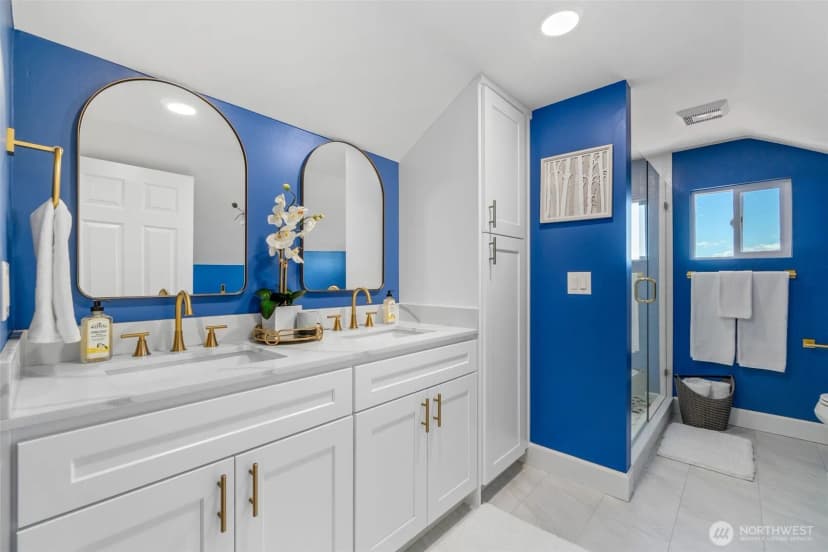 Property photo for 300 Nw 47th Street, Seattle photo 19