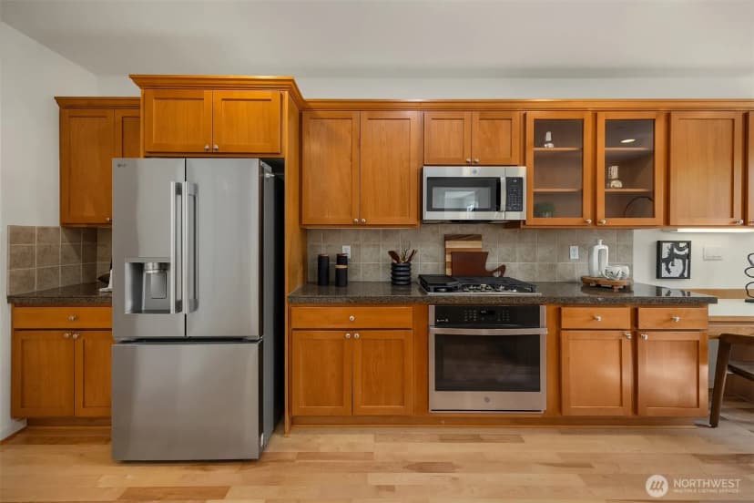 Property photo for 1906 Juneberry Court Ne ##1906, Issaquah photo 6