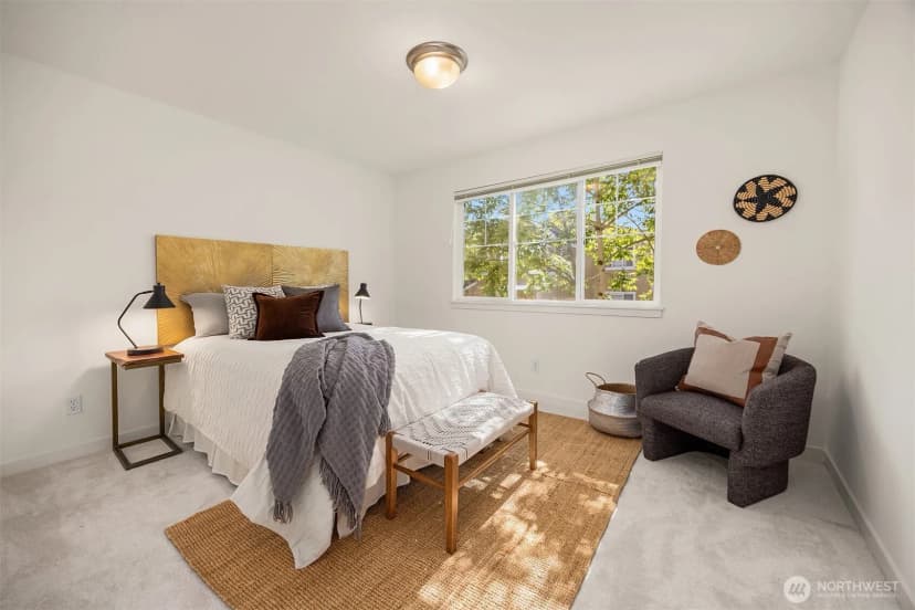 Property photo for 1906 Juneberry Court Ne ##1906, Issaquah photo 25