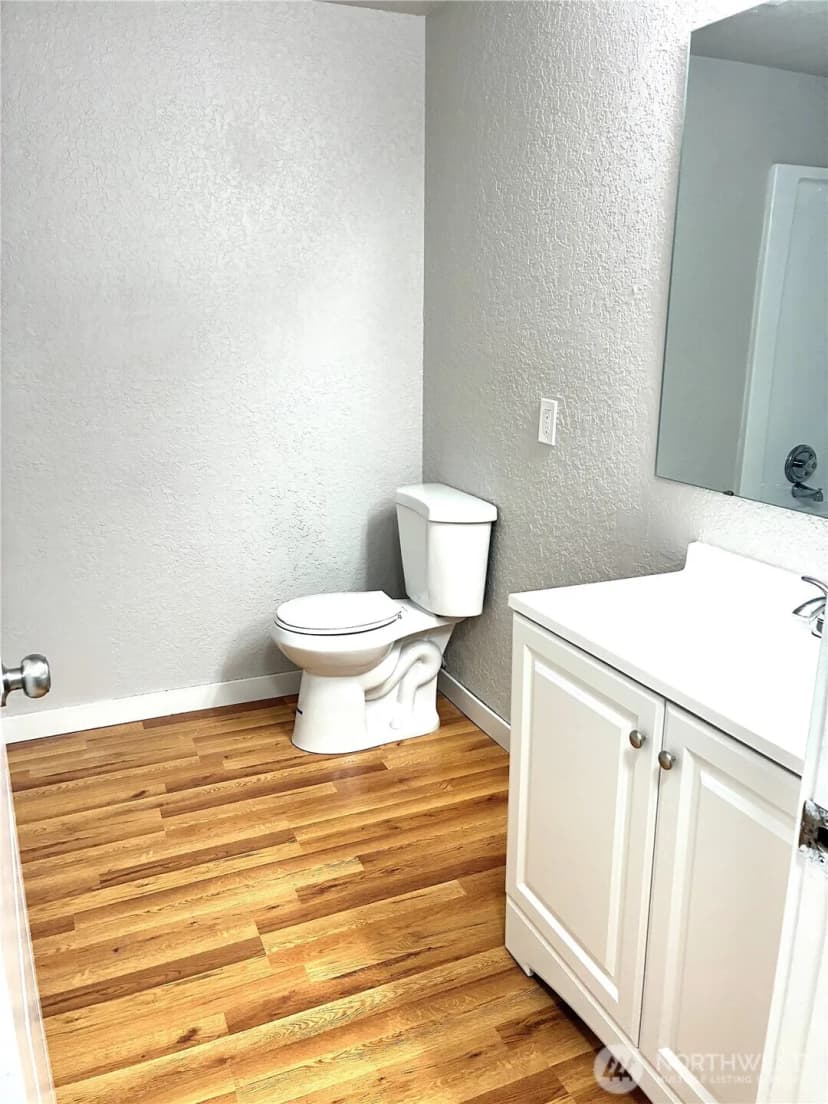 Property photo for 15409 9th Avenue Sw, Burien photo 22